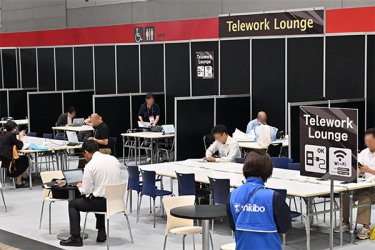 テレワークラウンジの様子